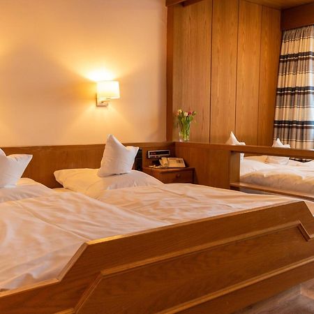 Landgasthof Hotel Hirsch Loßburg Zewnętrze zdjęcie