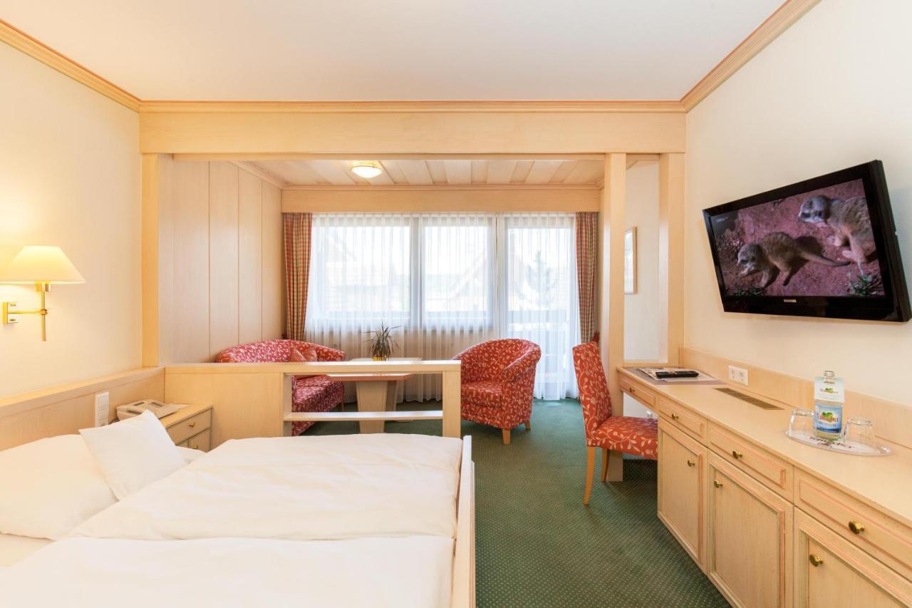 Landgasthof Hotel Hirsch Loßburg Zewnętrze zdjęcie