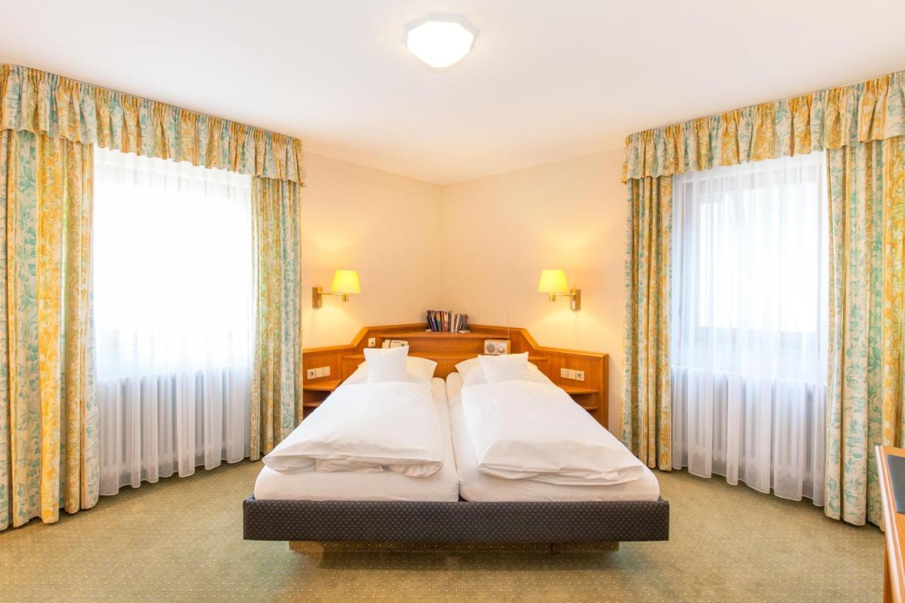 Landgasthof Hotel Hirsch Loßburg Zewnętrze zdjęcie