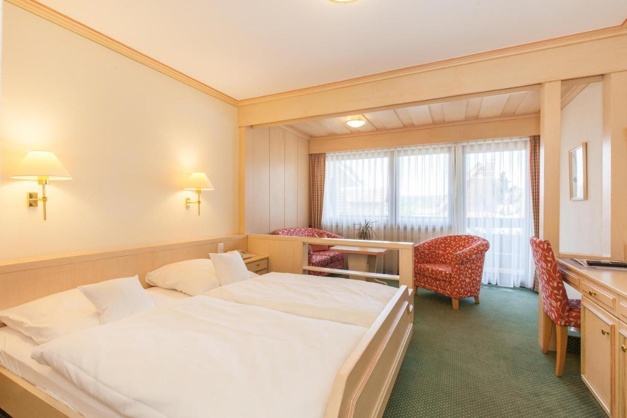 Landgasthof Hotel Hirsch Loßburg Zewnętrze zdjęcie
