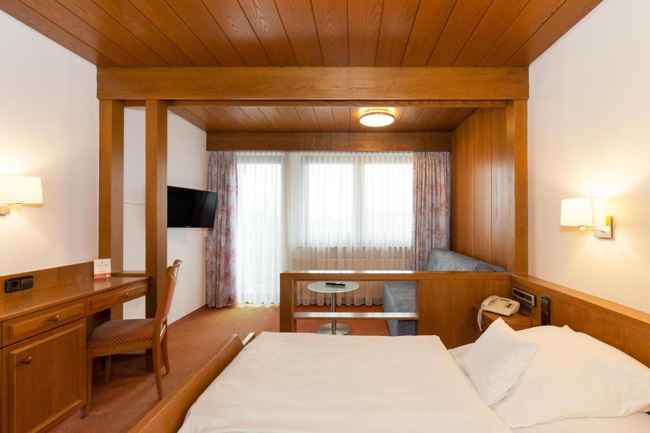 Landgasthof Hotel Hirsch Loßburg Zewnętrze zdjęcie