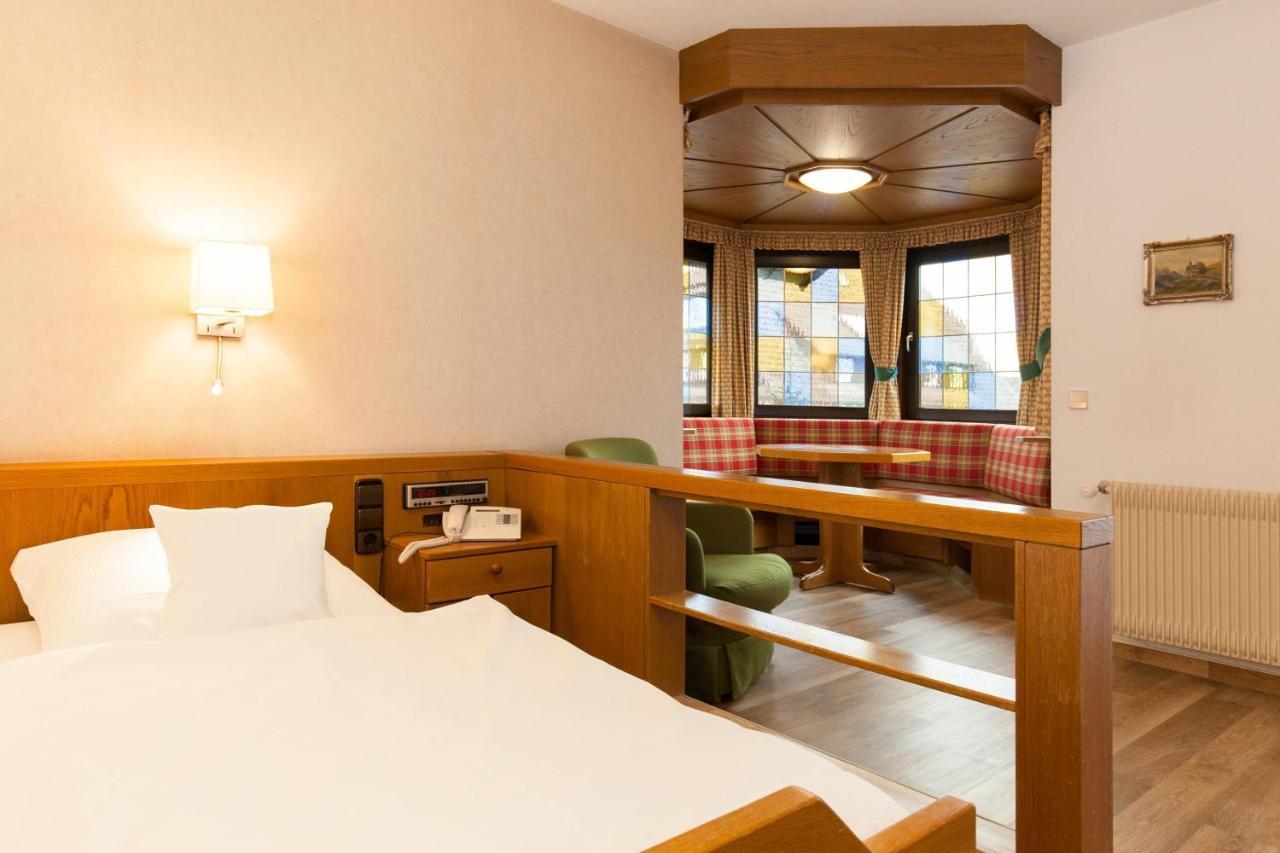 Landgasthof Hotel Hirsch Loßburg Zewnętrze zdjęcie