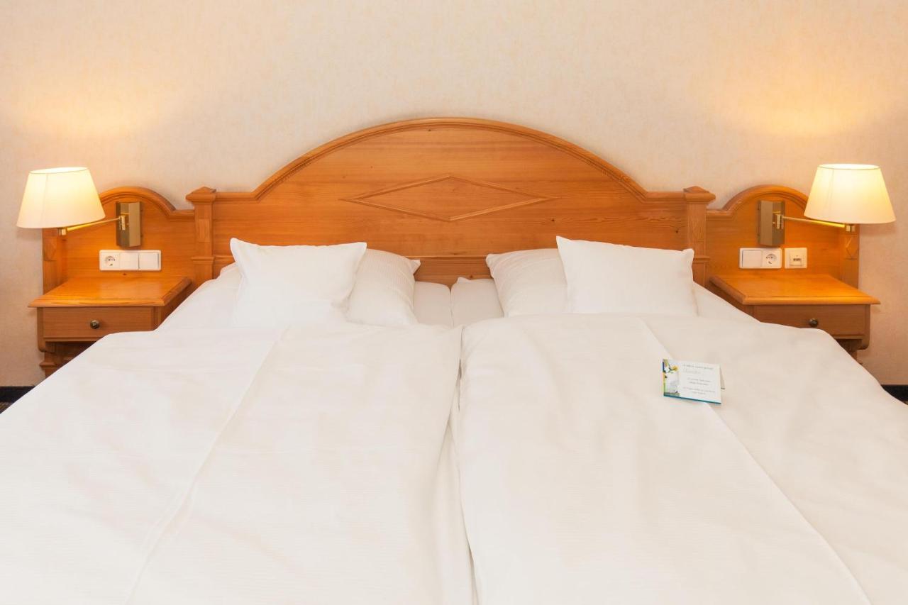 Landgasthof Hotel Hirsch Loßburg Zewnętrze zdjęcie