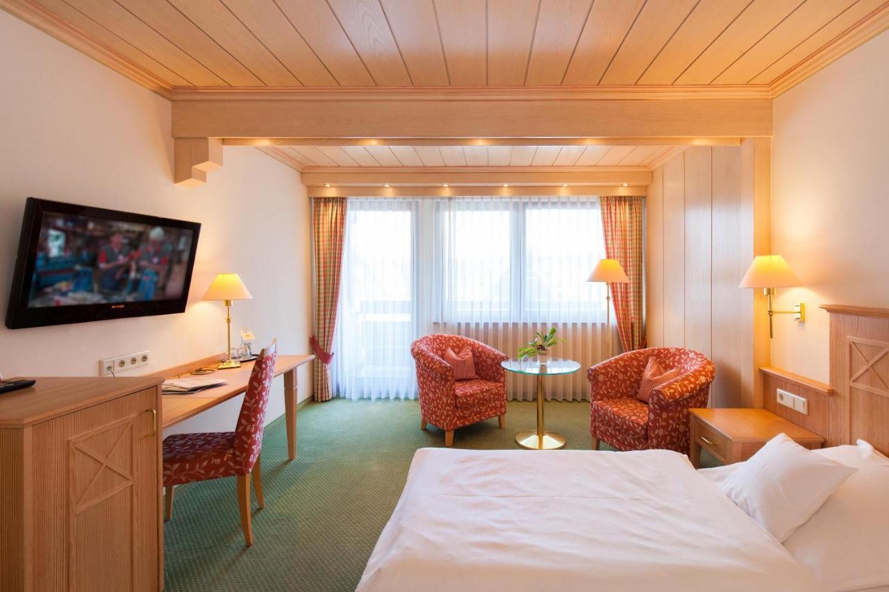 Landgasthof Hotel Hirsch Loßburg Zewnętrze zdjęcie
