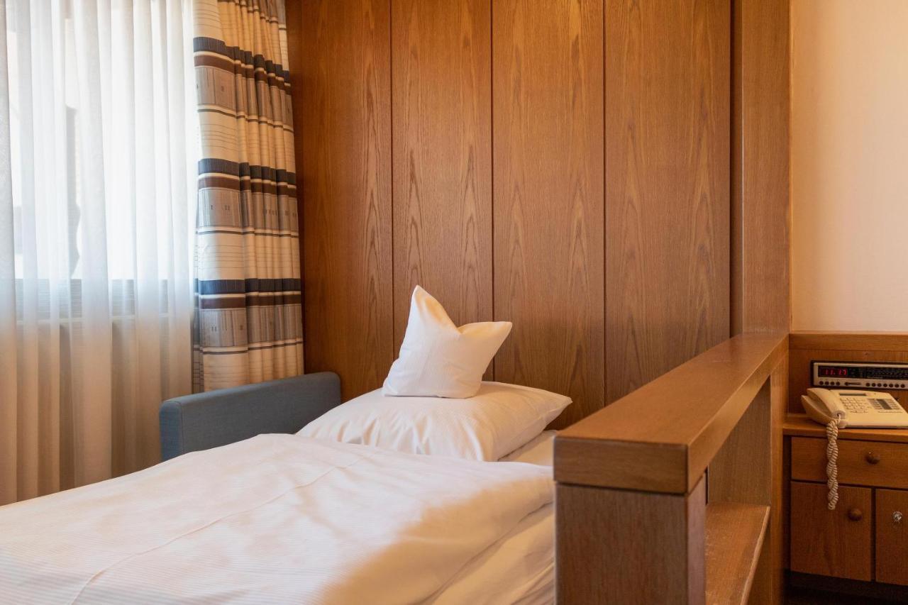 Landgasthof Hotel Hirsch Loßburg Zewnętrze zdjęcie