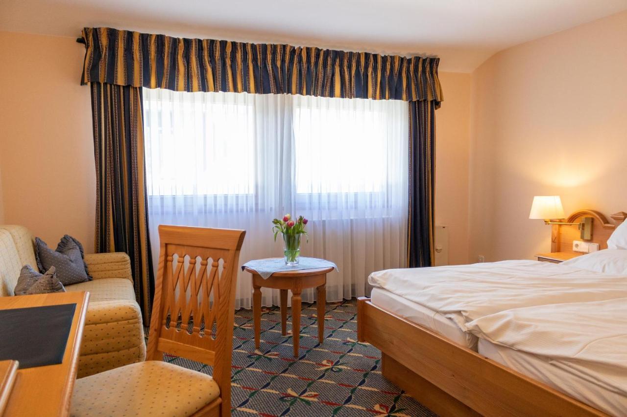 Landgasthof Hotel Hirsch Loßburg Zewnętrze zdjęcie