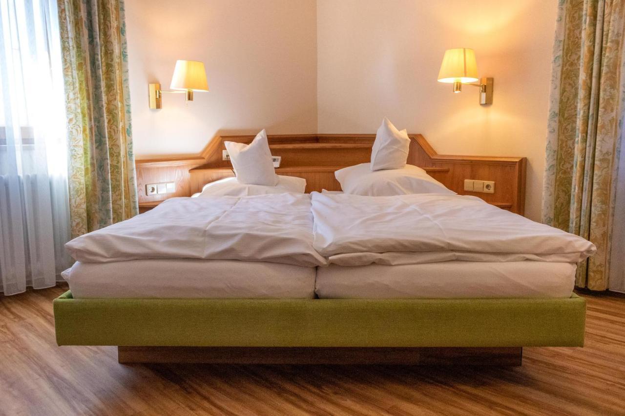 Landgasthof Hotel Hirsch Loßburg Zewnętrze zdjęcie