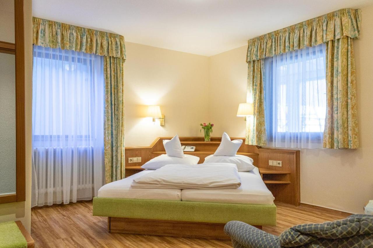 Landgasthof Hotel Hirsch Loßburg Zewnętrze zdjęcie