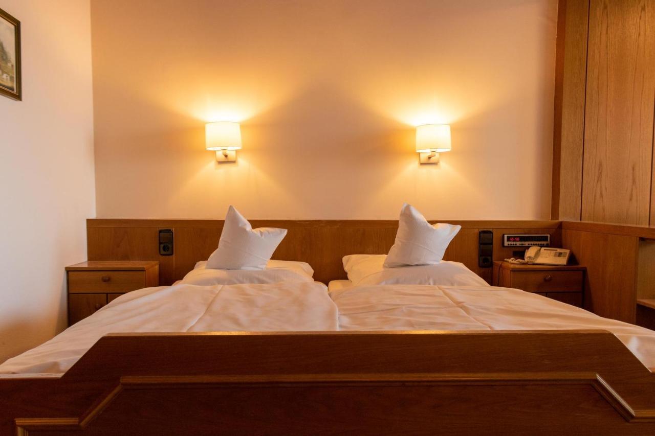 Landgasthof Hotel Hirsch Loßburg Zewnętrze zdjęcie