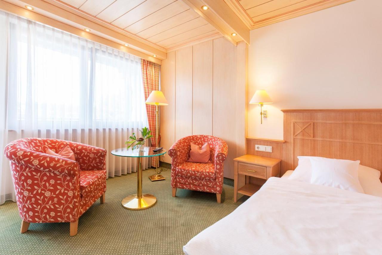 Landgasthof Hotel Hirsch Loßburg Zewnętrze zdjęcie