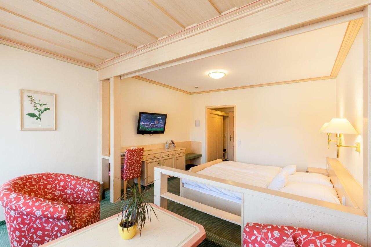 Landgasthof Hotel Hirsch Loßburg Zewnętrze zdjęcie