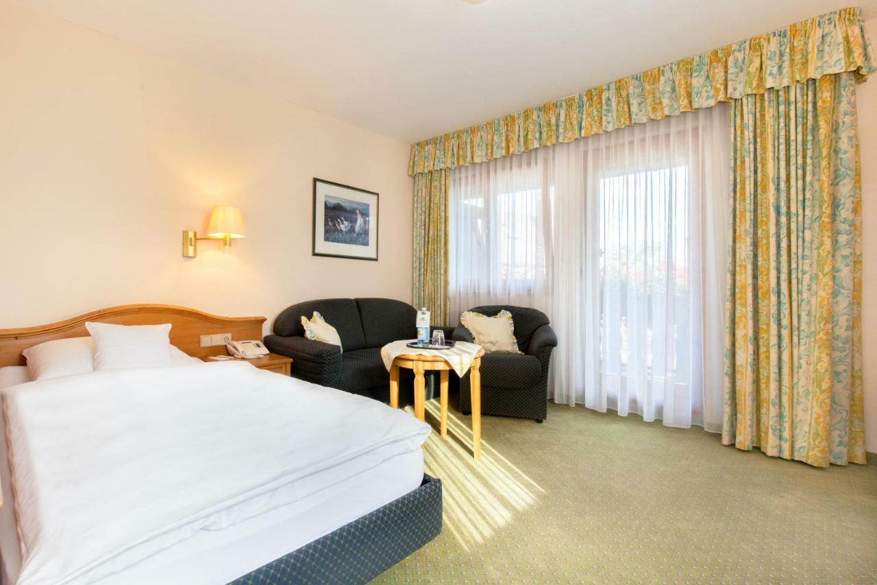 Landgasthof Hotel Hirsch Loßburg Zewnętrze zdjęcie