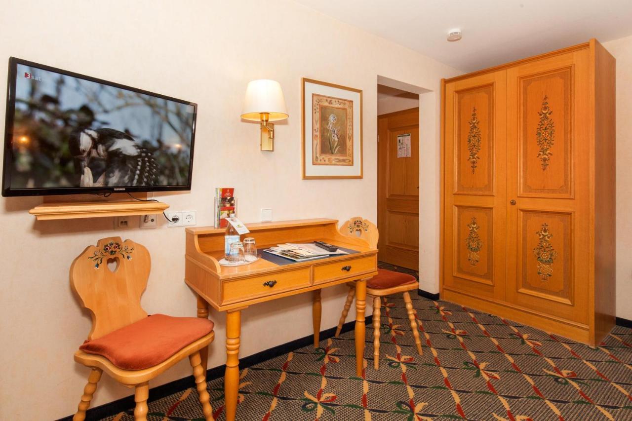 Landgasthof Hotel Hirsch Loßburg Zewnętrze zdjęcie