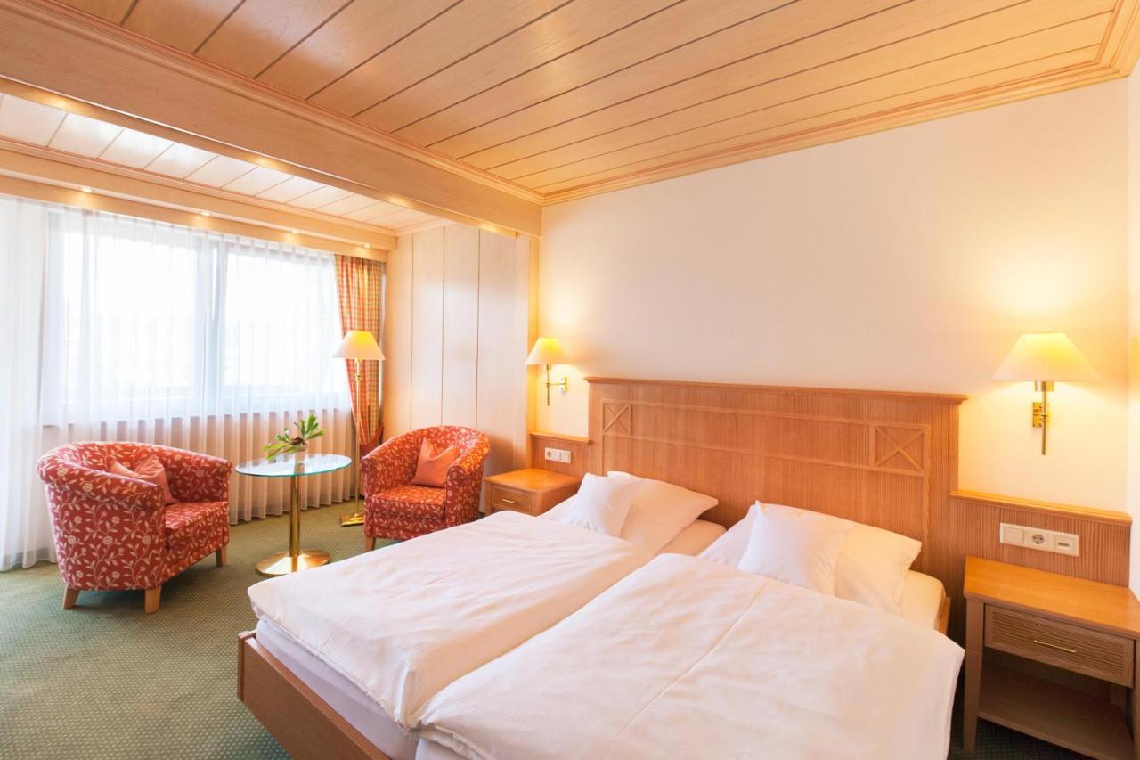 Landgasthof Hotel Hirsch Loßburg Zewnętrze zdjęcie